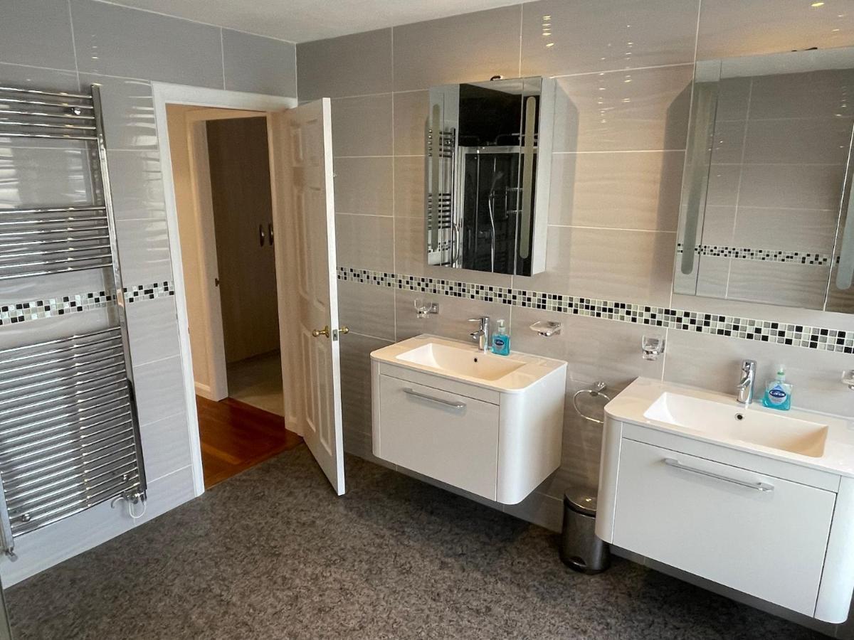'Sounion' - Fabulous, Spacious Modern House With Large Private Garden In Leafy Lytham Литам-Сент-Эннс Экстерьер фото